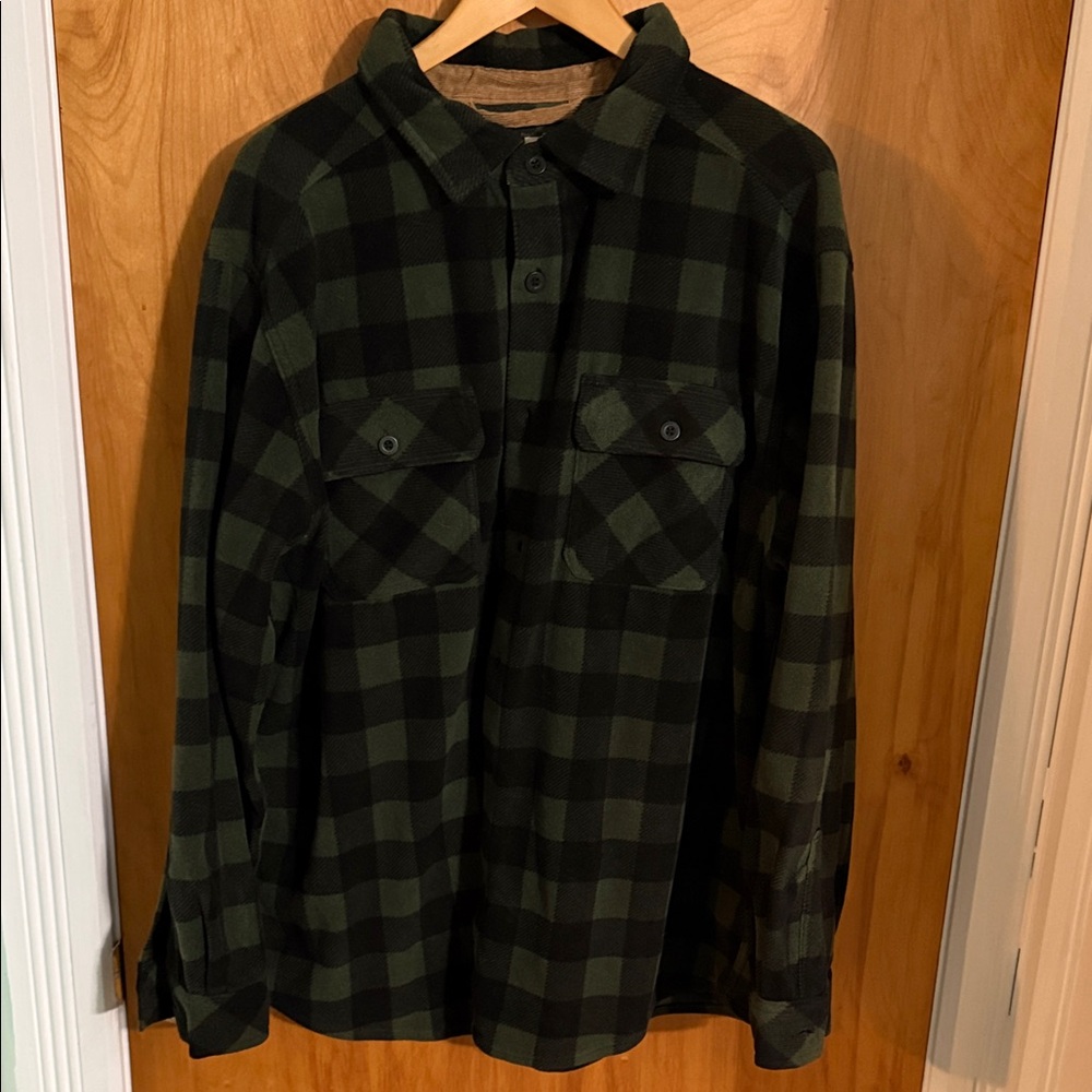Legendary Whitetails Green and Brown Shirt